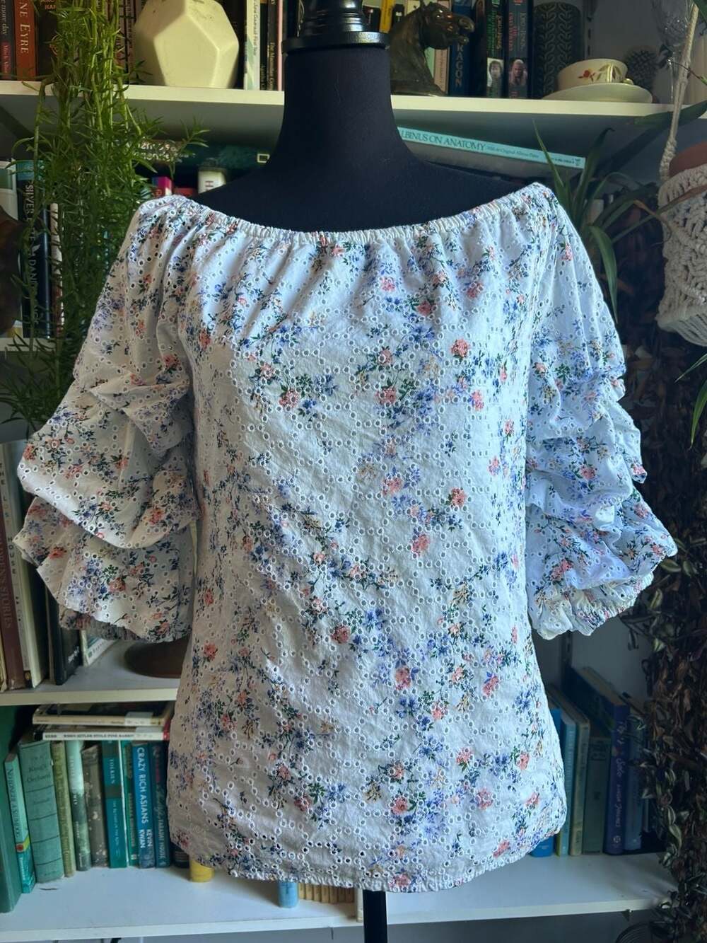 CeCe Eyelet Floral Off The Shoulder Top Size S White